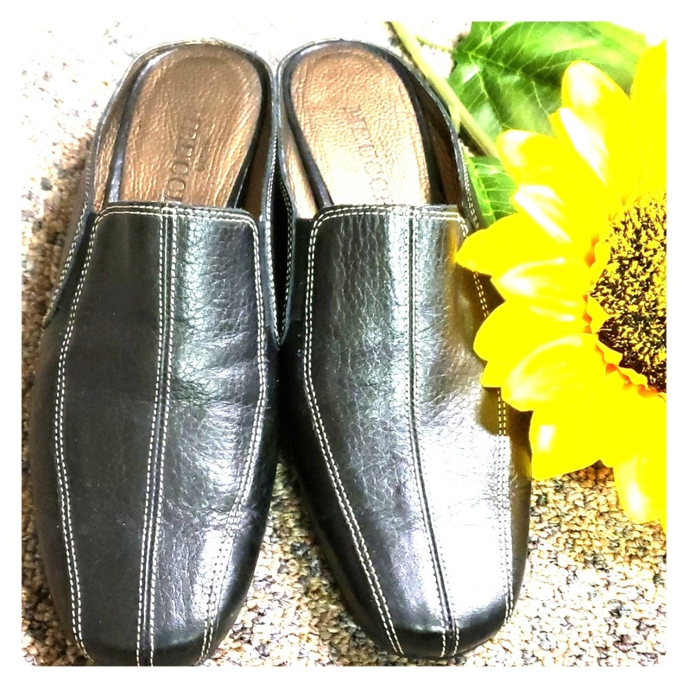 Sesto Meucci leather slip on shoes